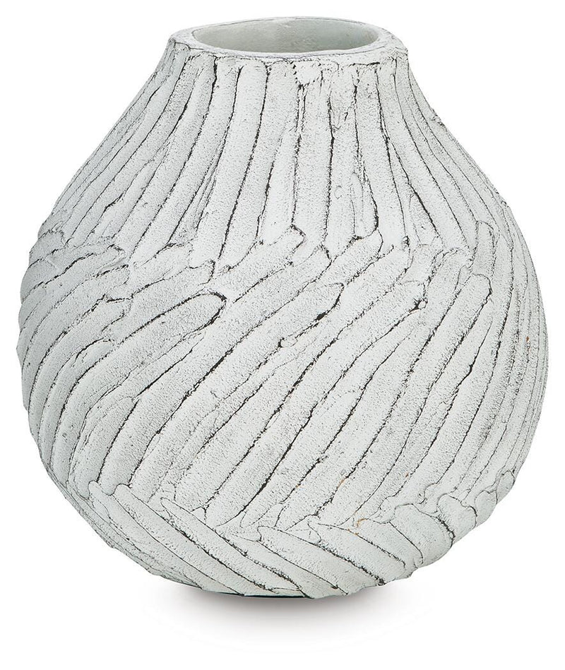 Shelvie Distressed White Vase - A2000849
