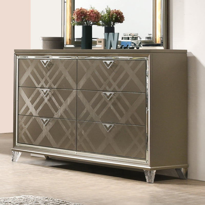 Skylar Dresser - 25325