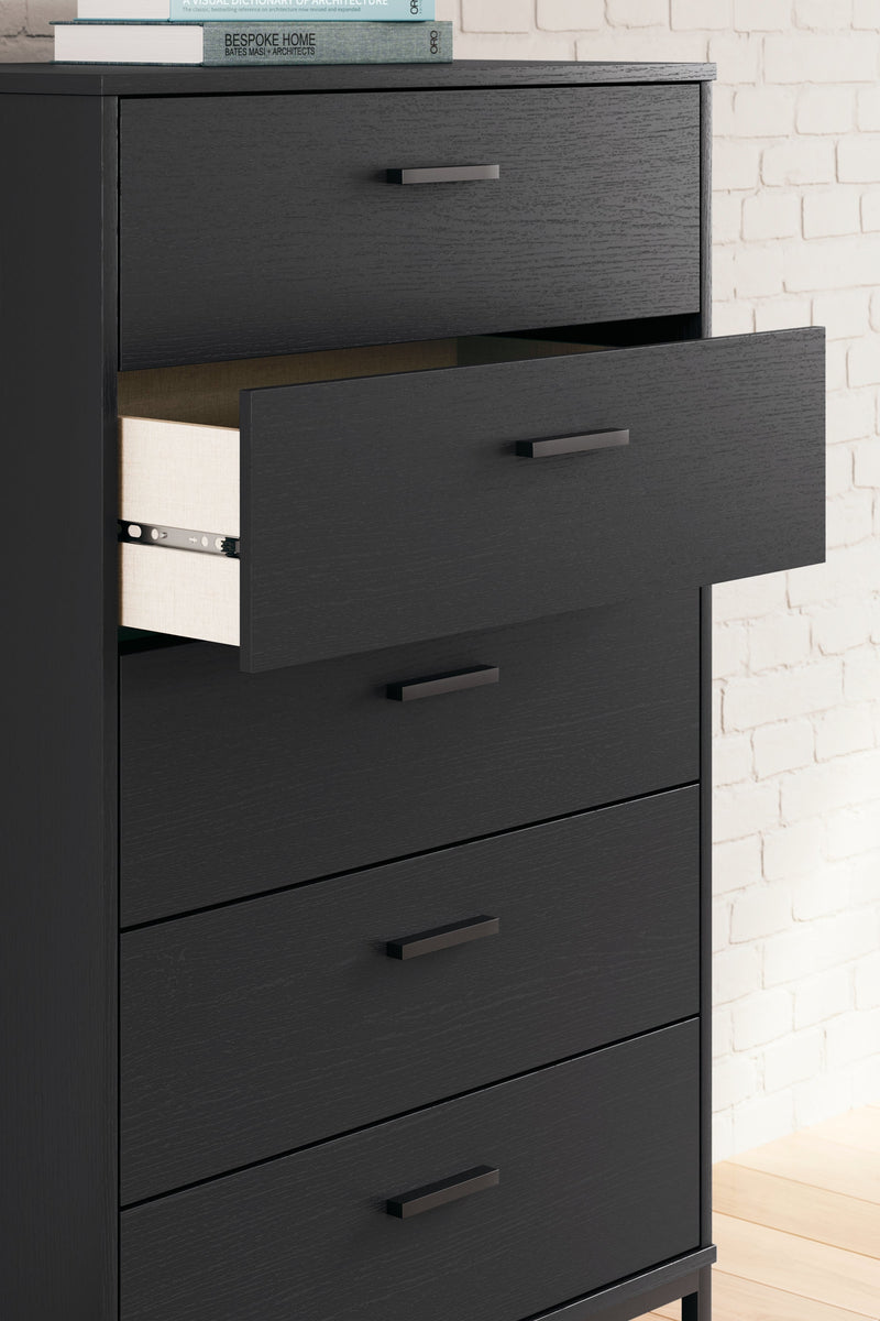 Socalle Full Platform Bed with Dresser and Chest in Black - PKG018850