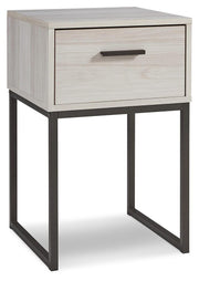 Socalle Light Natural Queen Panel Platform Bed with Dresser and Nightstand - EB1864B4