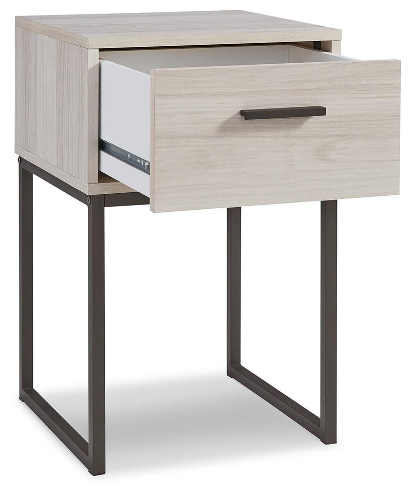 Socalle Light Natural Queen Panel Platform Bed with Dresser and Nightstand - EB1864B4