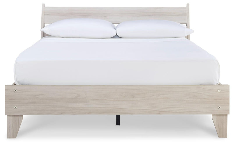Socalle Light Natural Queen Panel Platform Bed with Dresser and Nightstand - EB1864B4