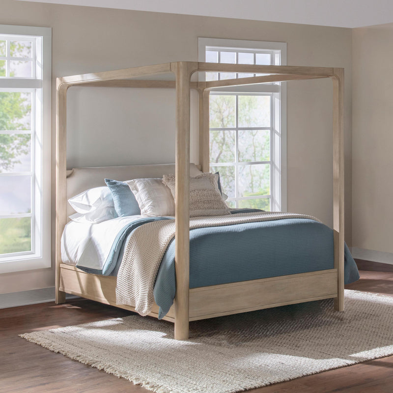 Solano 83-inch California King Canopy Bed Weathered Mango - 222520KW