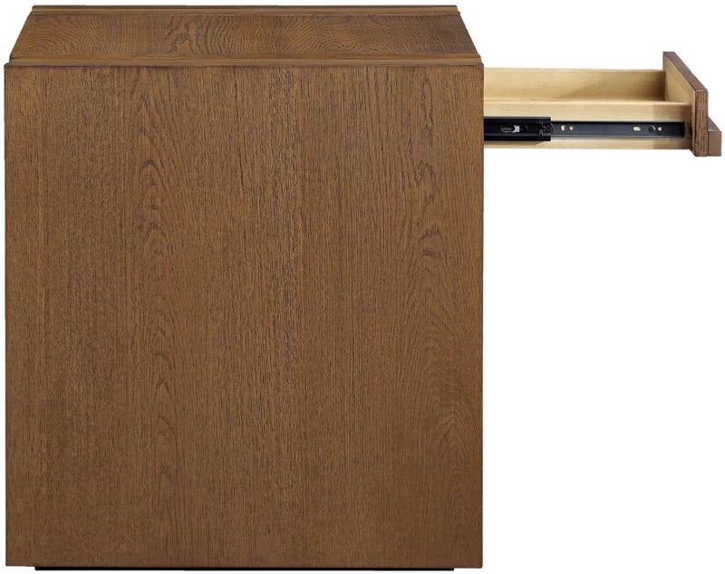 Stanton Oak Veneer And Solid Wood End / Side Table in Brown - 232Brown-E