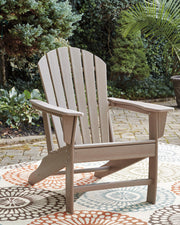Sundown Treasure Driftwood 4 Adirondack Chairs and Outdoor End Table - P014P2