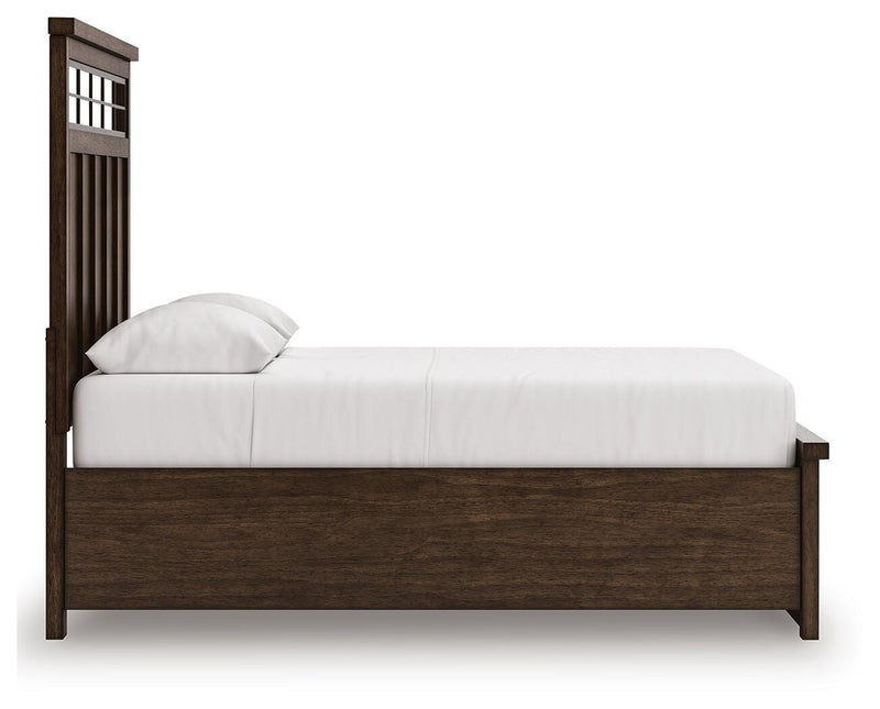 Taffenbrook Queen Panel Storage Bed, Dresser and Mirror - B849B3