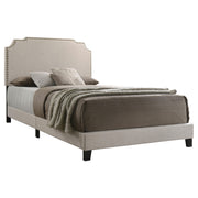 Tamarac Upholstered Queen Panel Bed Beige - 310061Q