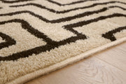Timworth Black/Beige Washable Large Rug - R408601