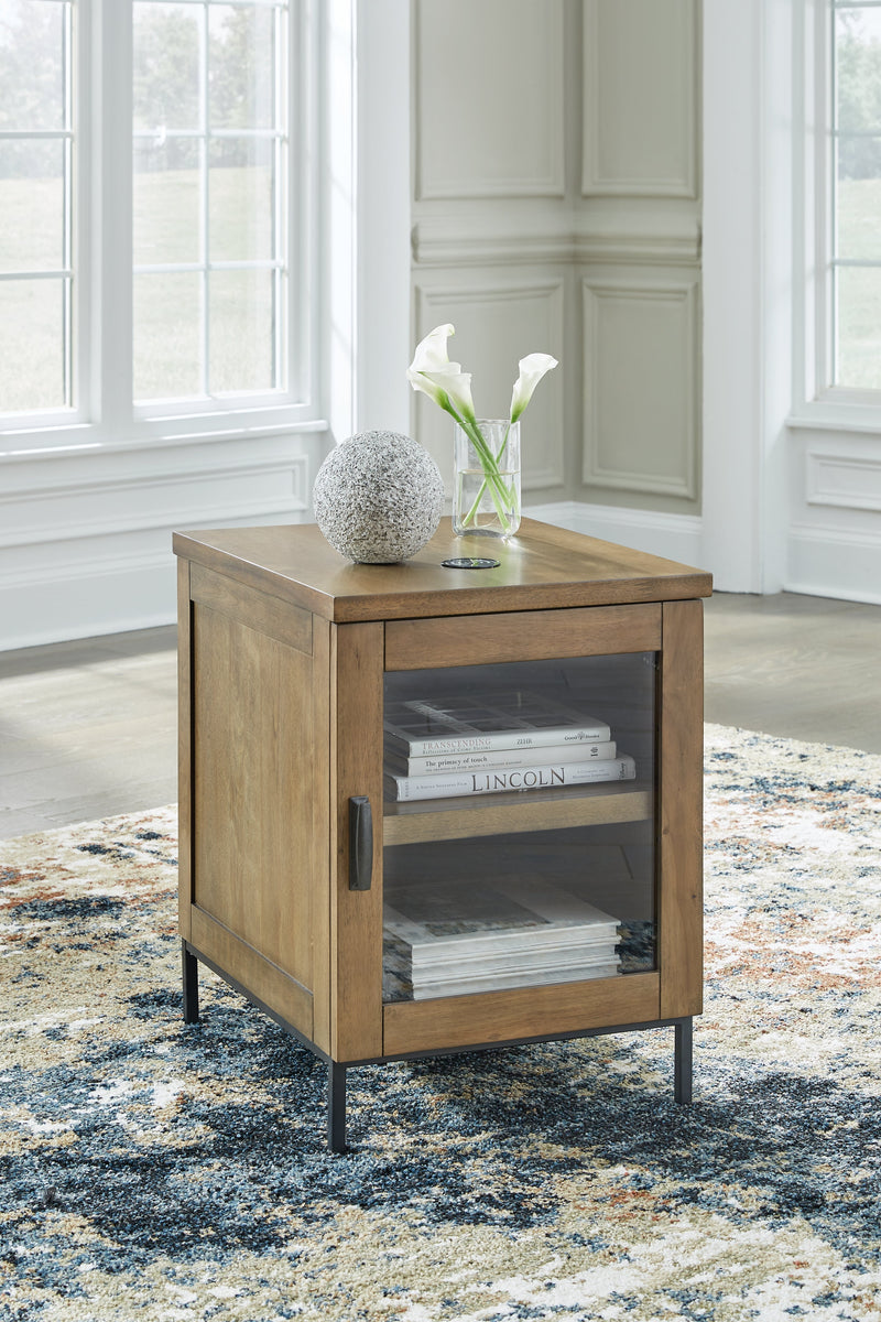 Torlanta Coffee Table with 2 End Tables in Brown - PKG019342