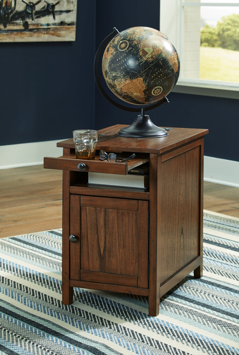 Treytown Chairside End Table - Gate FurnitureEnd Table Chair Side
