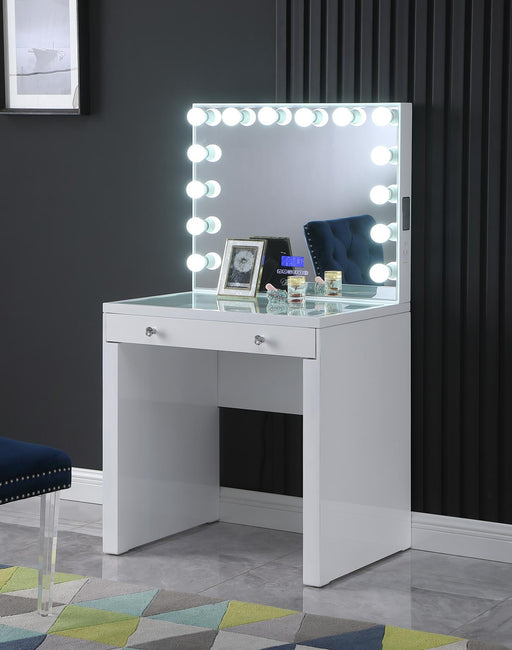 V - Hollywood White Vanity Desk W/ Bluetooth Hollywood Mirror - V100