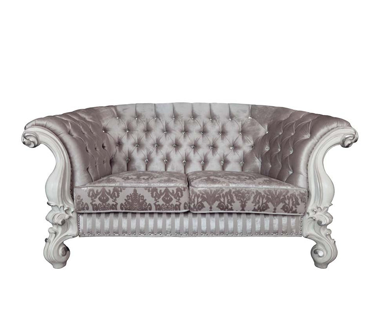 Versailles Loveseat W/5 Pillows - LV01395