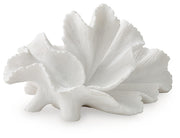 Waynemont White Sculpture - A2000918