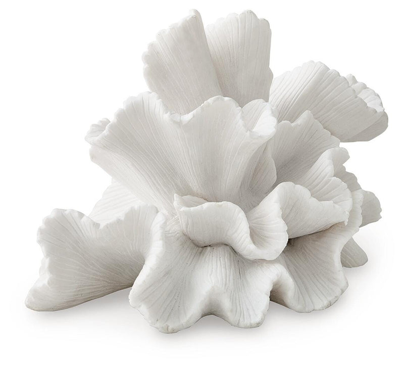 Waynemont White Sculpture - A2000918