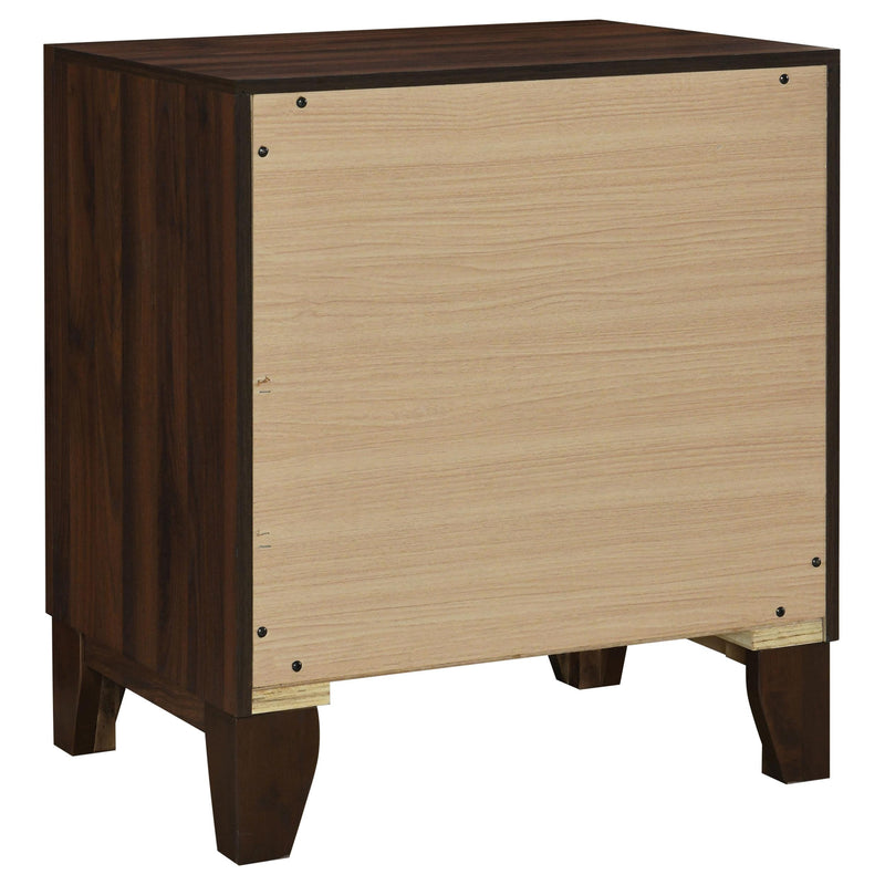 Welsley 4-piece Queen Bedroom Set Walnut - 223441Q-S4