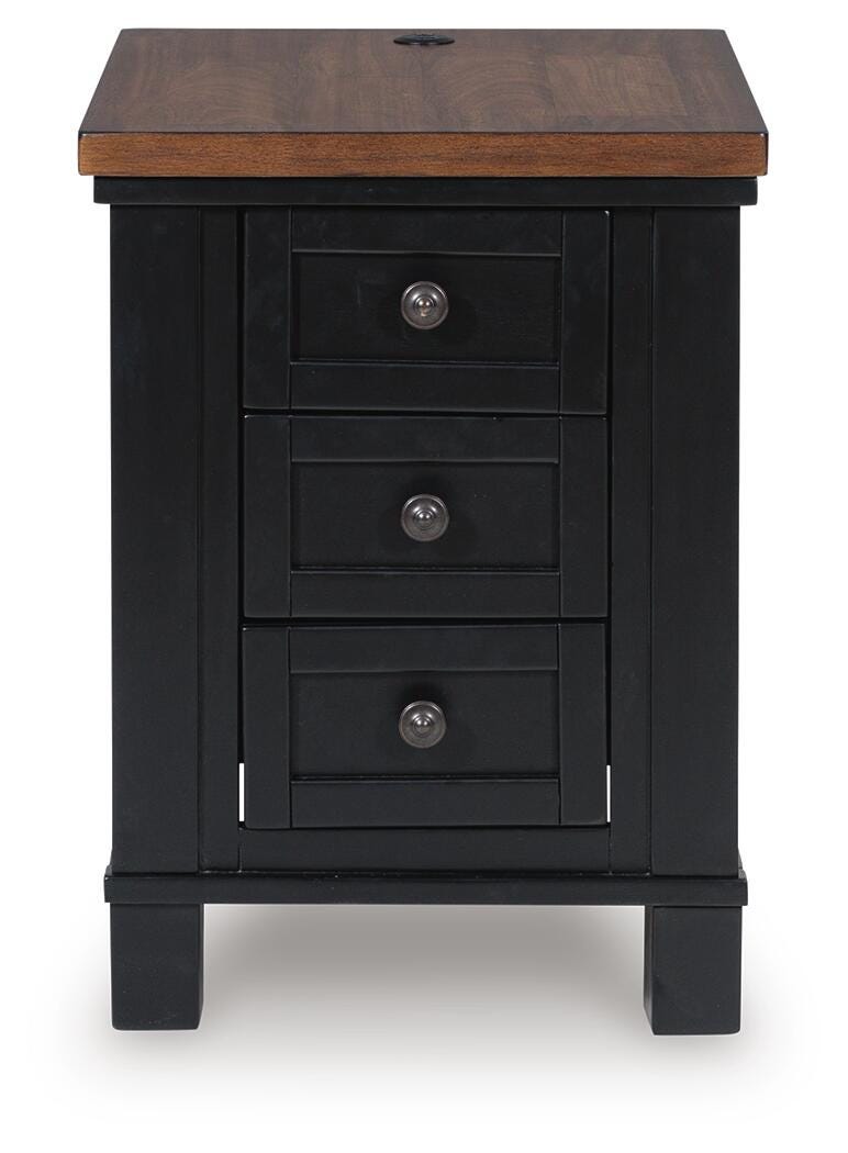 Wildenauer Brown/Black Chairside End Table - T664-7