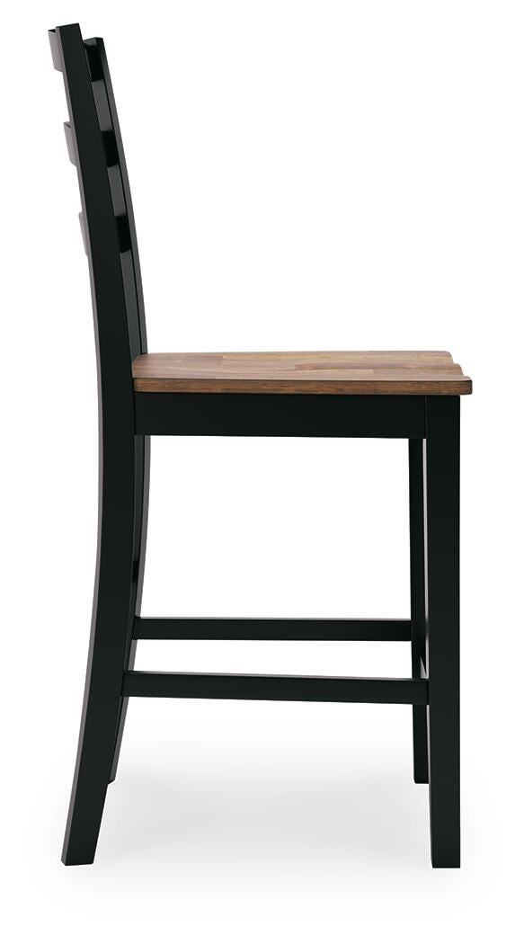 Wildenauer Counter Height Extension Dining Table and 4 Barstools - D634D9