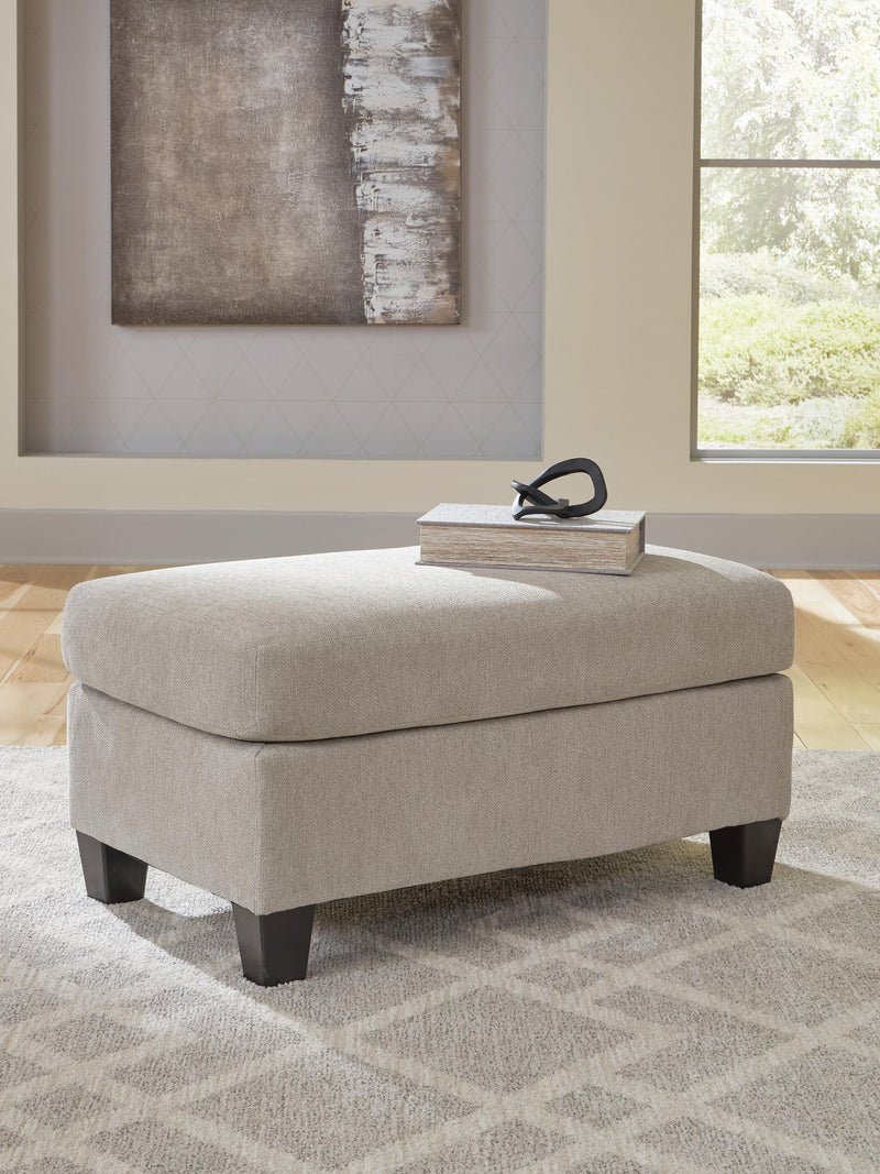 Willarae Taupe Ottoman - 5980314