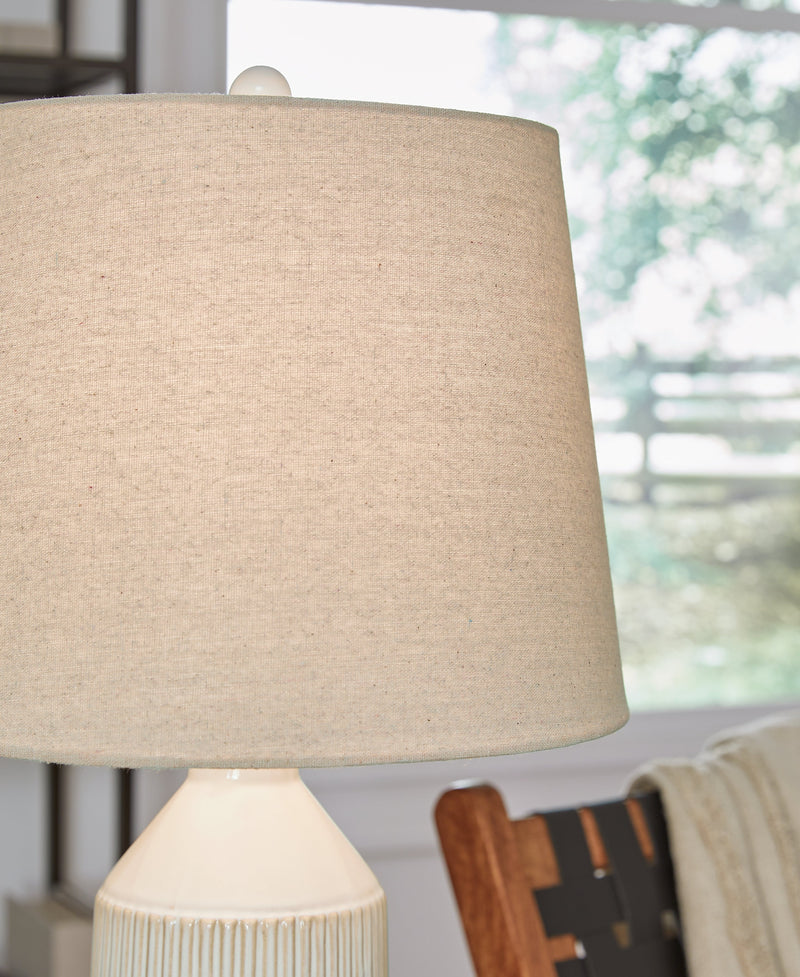 Willport Table Lamp (Set of 2) - Gate FurnitureTable Lamp Pair