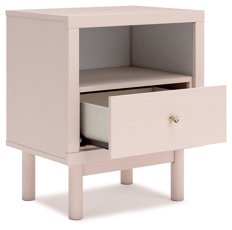 Wistenpine Blush Upholstered Youth Panel Bedroom Set - Gate FurnitureYouth Bedroom Set