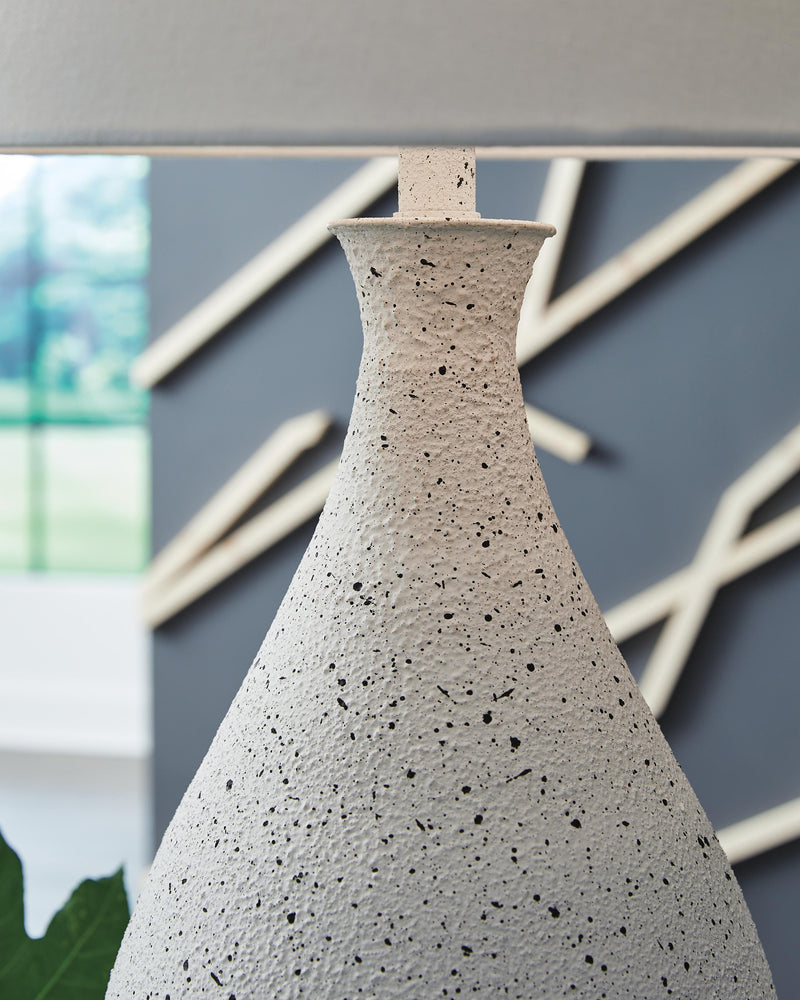 Wyattford White/Black Table Lamp - L207614