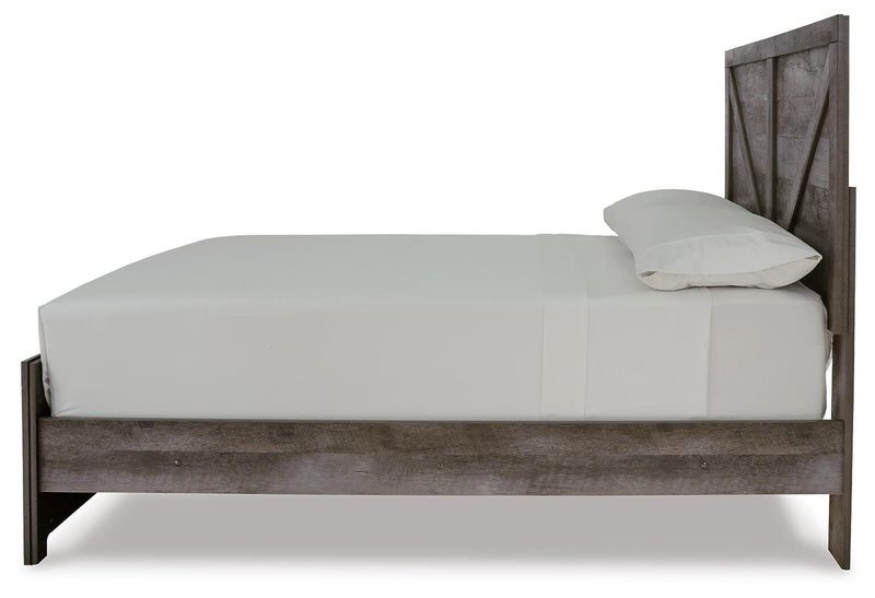 Wynnlow Gray Full Crossbuck Panel Bed and 2 Chests - B440B40