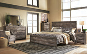 Wynnlow Queen Panel Bed with Mirrored Dresser and Chest in Gray - PKG005404