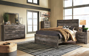 Wynnlow Queen Panel Bed with Mirrored Dresser, Chest and Nightstand in Gray - PKG005406
