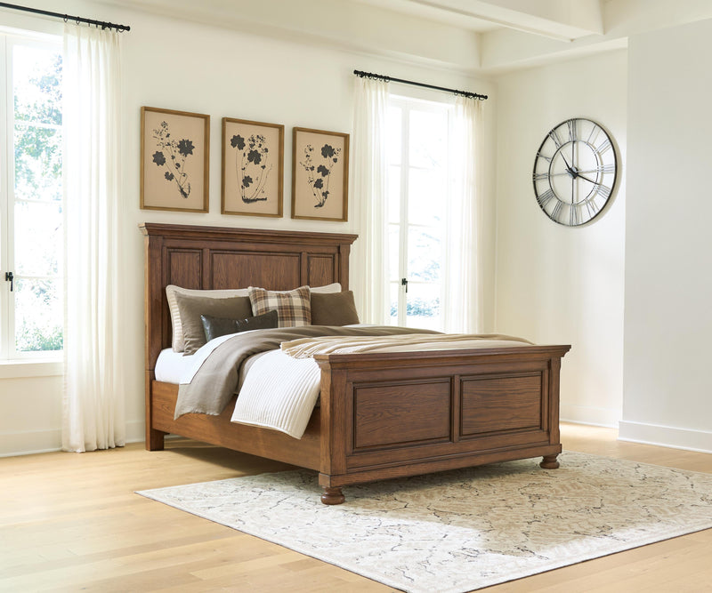 Zackaryn Warm Brown Queen Panel Bed - PCB807B2