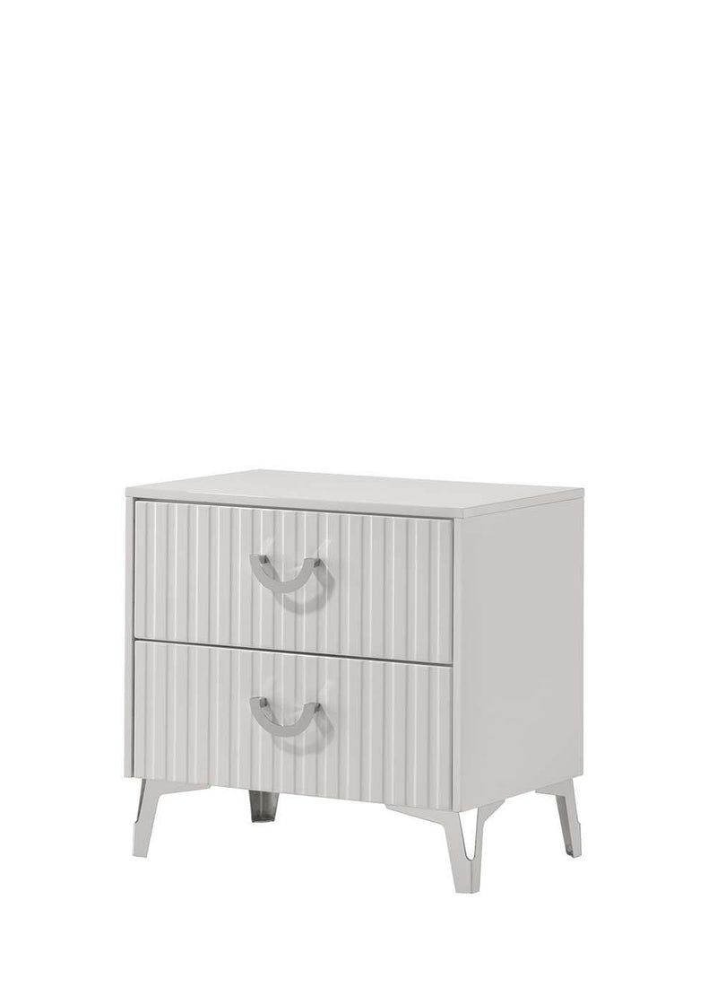 Zane - 2 Drawers White Nightstand - B280-N