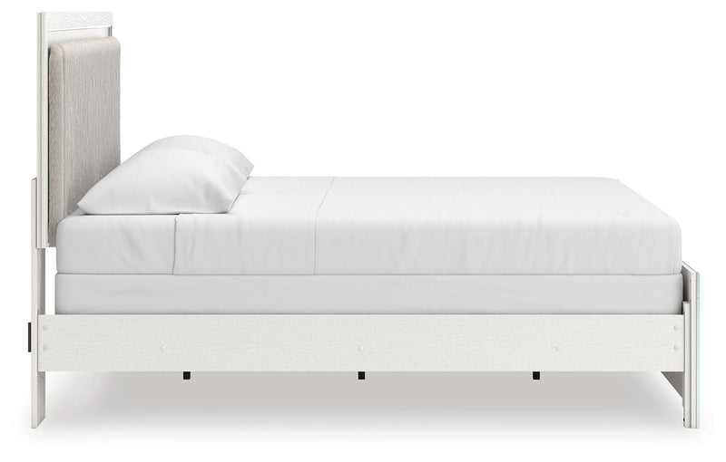 Zuraleus King Upholstered Panel Bed, Chest and  Nightstand in White - PKG022833