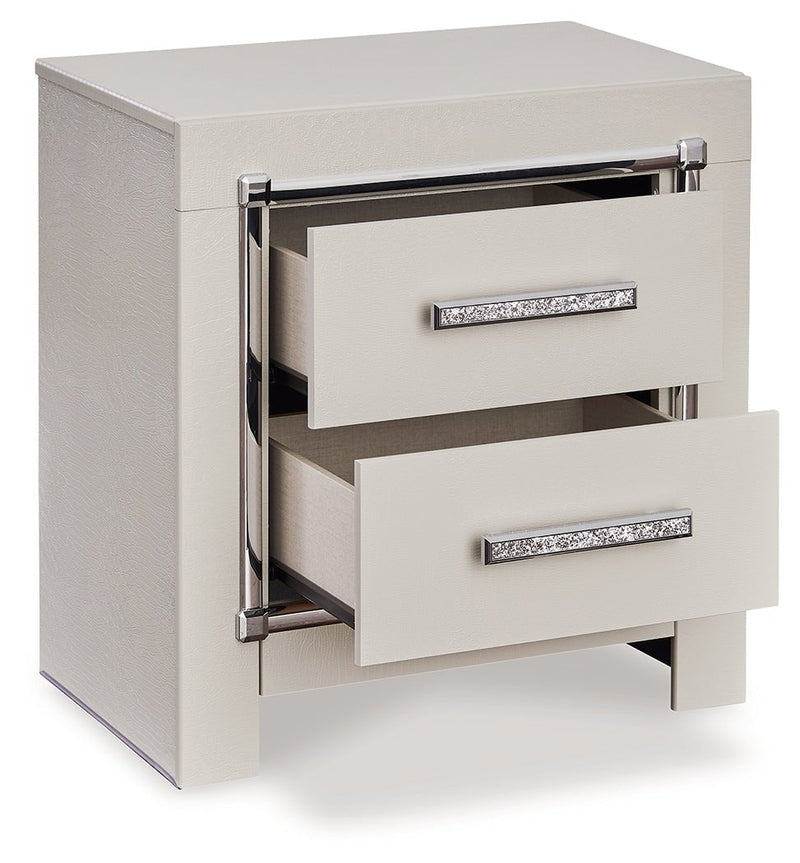 Zyniden Silver Upholstered Panel Bedroom Set - Gate FurnitureBedroom Set