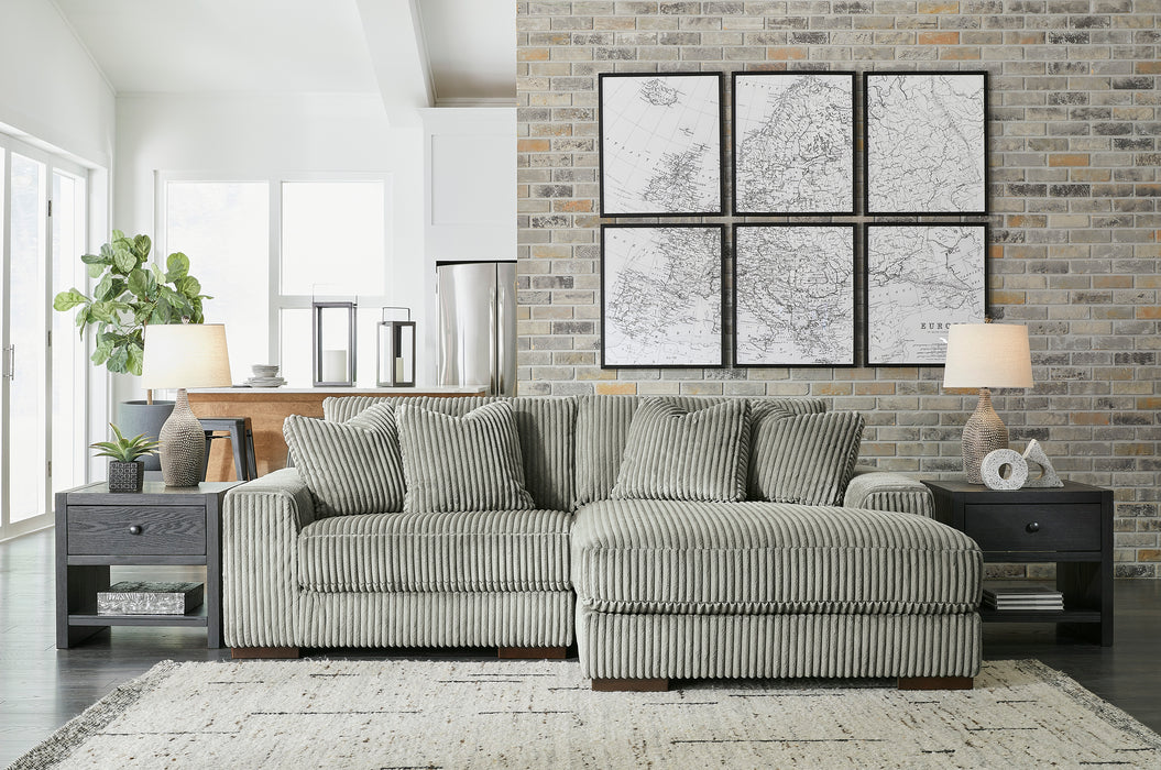 Lindyn fog 2 Piece Raf Sectional with Chaise