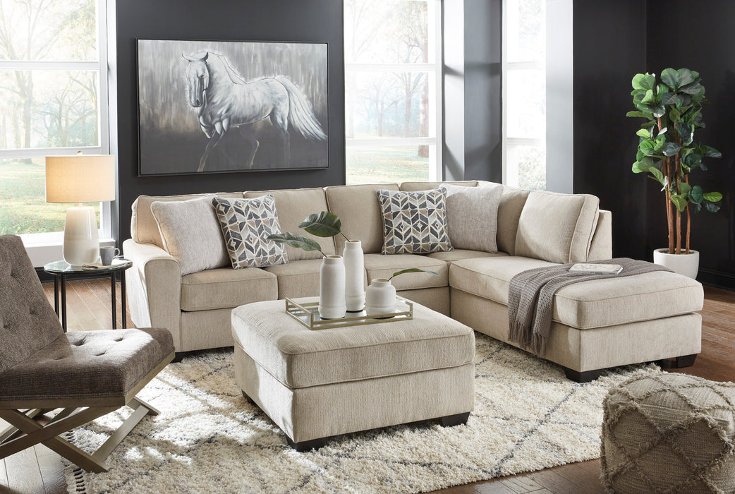 Decelle Putty RAF Sectional