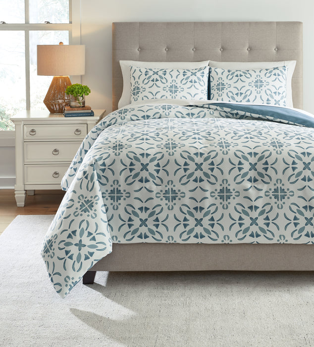 Adason King Comforter Set - Q371003K - Gate Furniture
