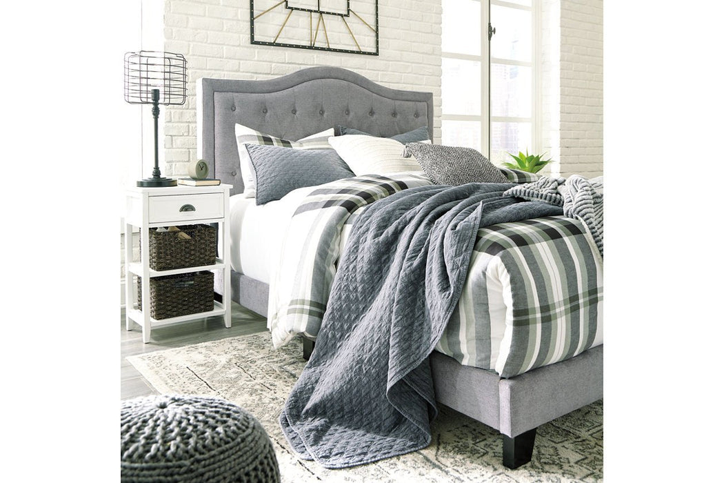 Jerary Gray King Upholstered Bed - B090-382 - Gate Furniture