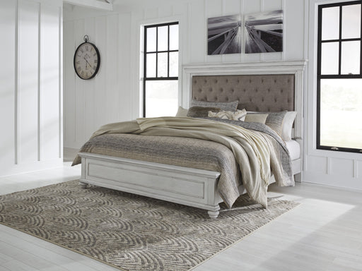Kanwyn Whitewash Queen Upholstered Panel Bed - Gate Furniture
