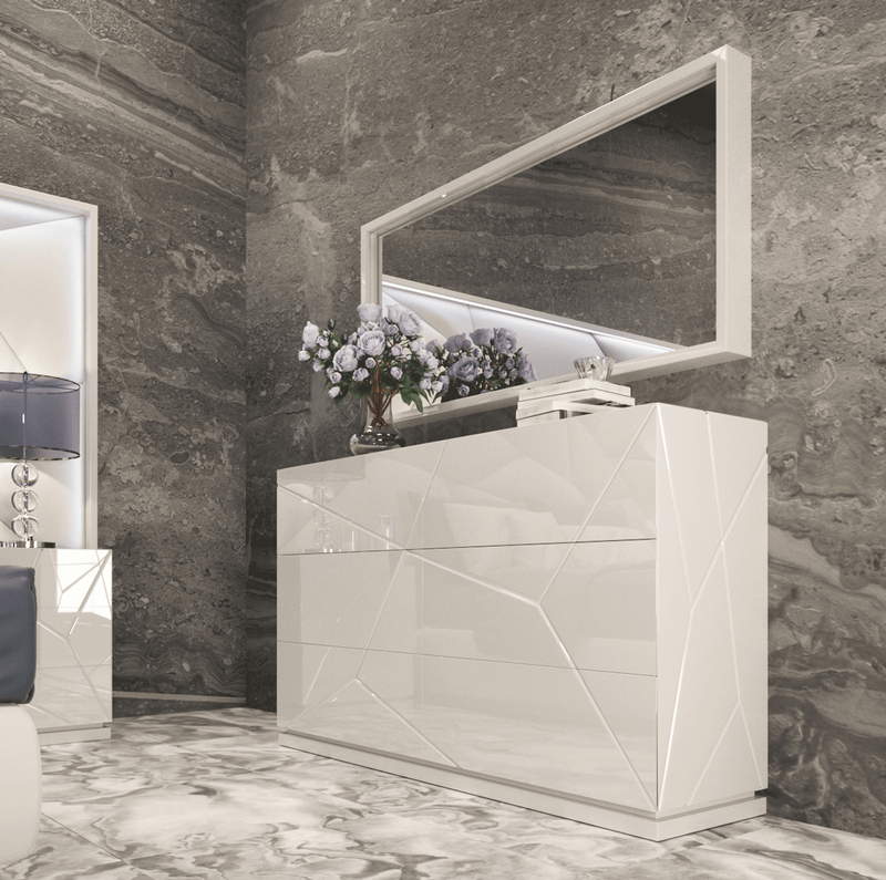 Majesty Bedroom W/Light And Kiu Cases Set - Gate FurnitureBedroom Set