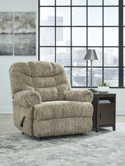 Movie Man Recliner - Gate FurnitureRecliner