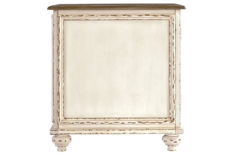 Realyn White/Brown Chairside End Table - Gate FurnitureEnd Table Chair Side