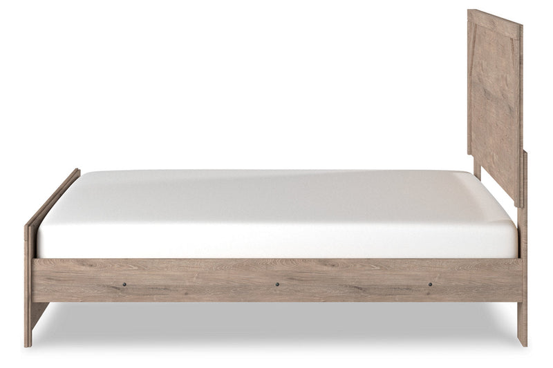 Senniberg Light Brown/White King Panel Bed - Gate FurnitureKing Bed