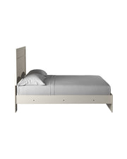Stelsie White King Panel Bed - Gate FurnitureKing Bed