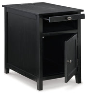 Treytown Chairside End Table - Gate FurnitureEnd Table Chair Side