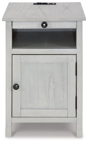 Treytown Chairside End Table - Gate FurnitureEnd Table Chair Side
