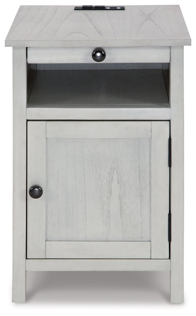 Treytown Chairside End Table - Gate FurnitureEnd Table Chair Side