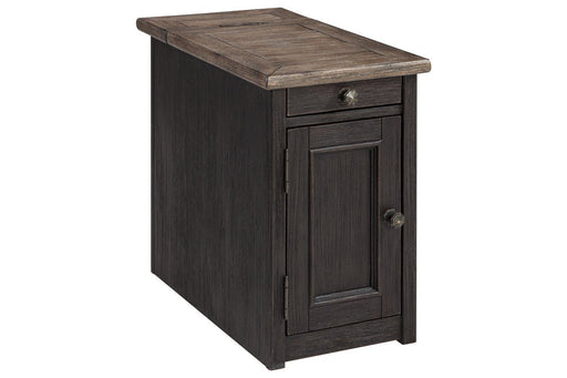 Tyler Creek Grayish Brown/Black Chairside End Table with USB Ports & Outlets - Gate FurnitureEnd Table Chair Side