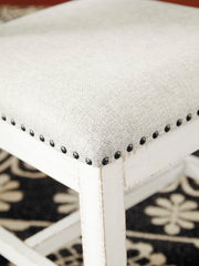 Valebeck Beige/White 5 - Piece Round Dining Set - Gate FurnitureDining Room Set