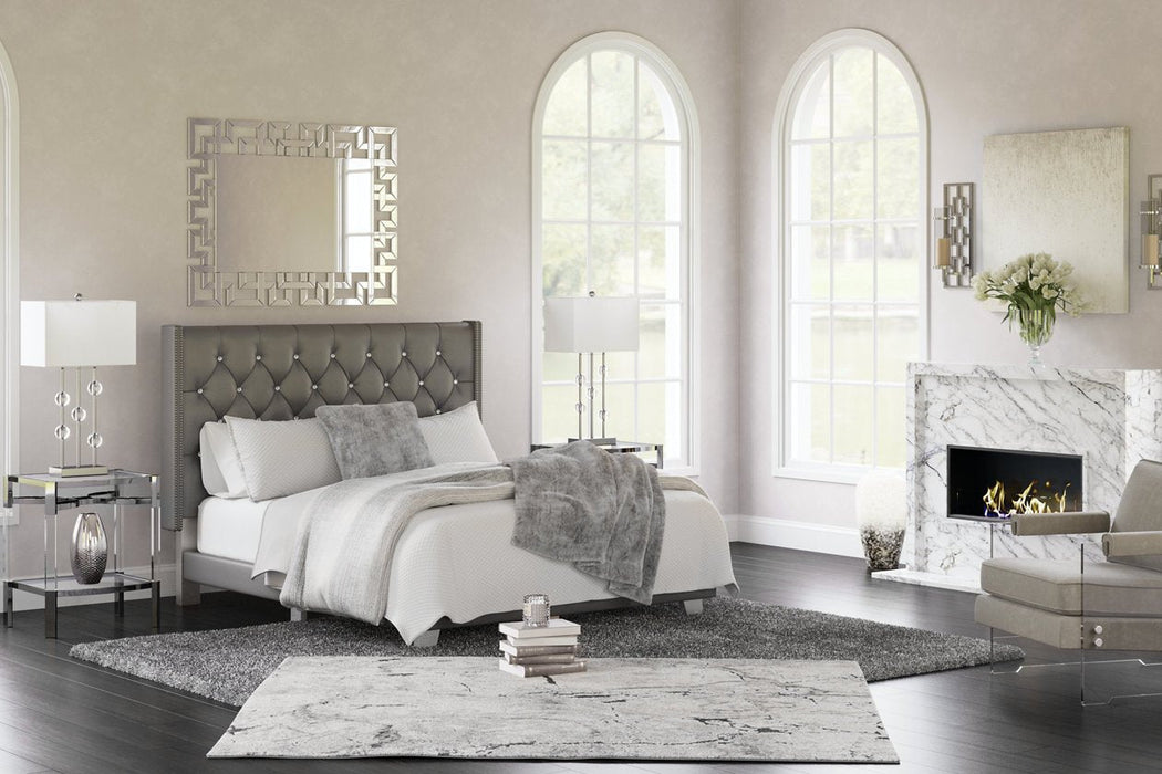 Vintasso Metallic Gray Queen Upholstered Bed - B089-281 - Gate Furniture