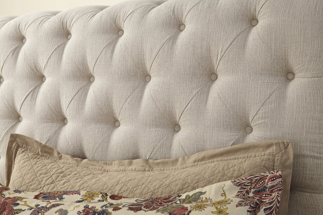 Willenburg Linen Upholstered Queen Sleigh Bed - Gate Furniture